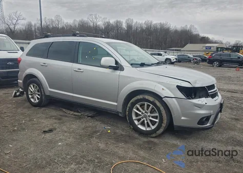 2014 Dodge Journey Sxt z USA, uszkodzony, nr VIN 3C4PDCBB3ET250362